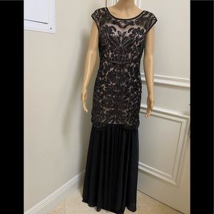 NWT FORMAL SEQUIN GOWN